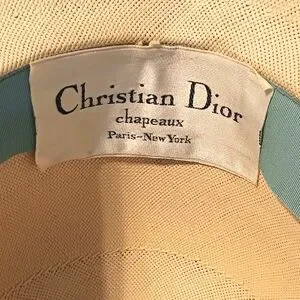Dior | Accessories | Dior Vintage Chapeaux Floral Straw Hat  display picture 1